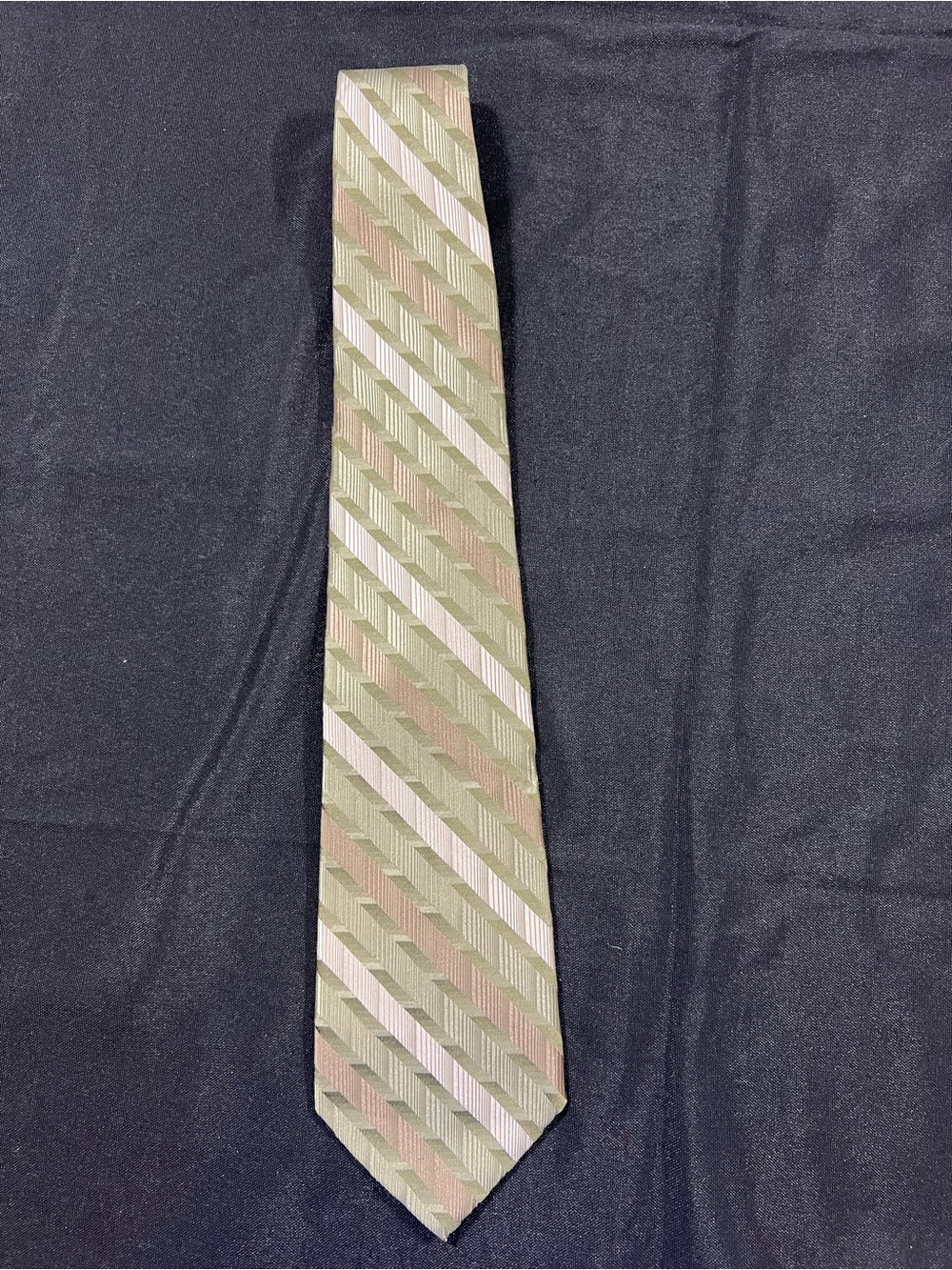 Men's Sage Green Diagonal Stripe Silk Tie - Classic Formal Accessory